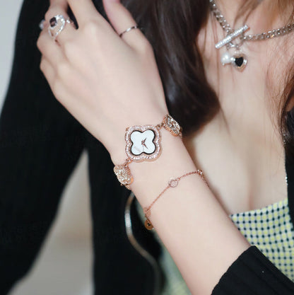 🍀Vierblättriges Kleeblatt Armbanduhr. Trag dein Glück. ✨Glänze jeden Moment.✨